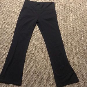 Lululemon bootcut yoga pants